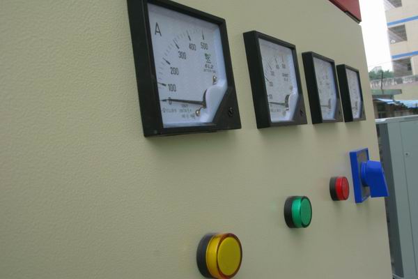 秦皇岛配电柜-3683讲讲配电柜注意事项